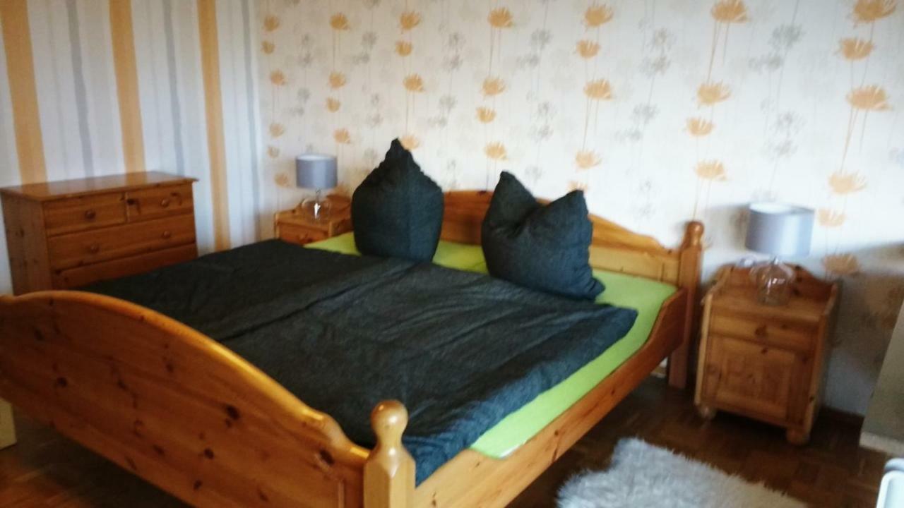 Ferienwohnung Rhododendron - Natur Pur Am Highwalk Rotenburg an der Fulda Bagian luar foto